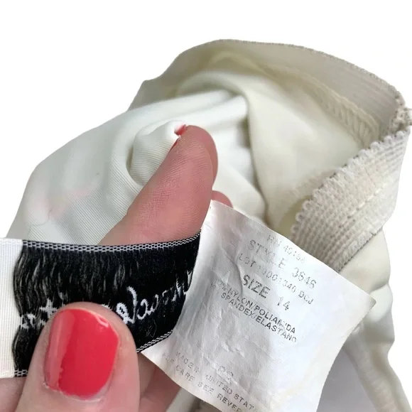 Miraclesuit Floral Tankini Bikini Top - Picture 4 of 6